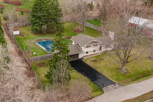 N85W12940 Renee Dr, Menomonee Falls, WI 53051 - Photo 48