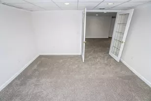 W179N9765 Riversbend Circle, Germantown, WI 53022 - Photo 16