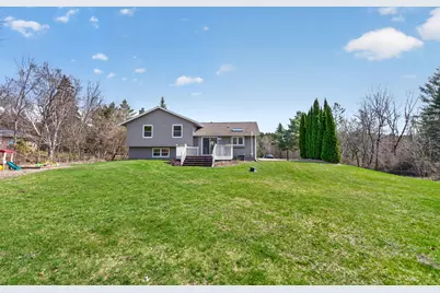 539  Beechwood Dr, Cedarburg, WI 53012 - Photo 24