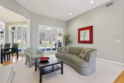 1520  Pamme Ct, West Bend, WI 53090 - Photo 4