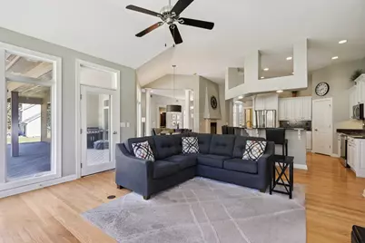 1520  Pamme Ct, West Bend, WI 53090 - Photo 10