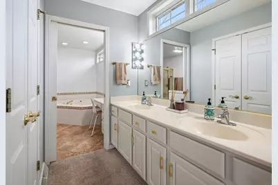 W223N8293  Sandras Dr, Lisbon, WI 53089 - Photo 22