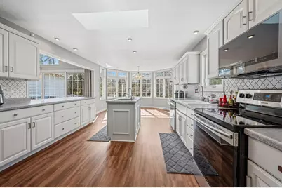 W223N8293  Sandras Dr, Lisbon, WI 53089 - Photo 12