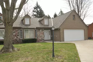 3822 S Oakbrook Dr, Greenfield, WI 53228 - Photo 2