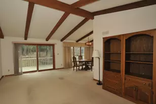 3822 S Oakbrook Dr, Greenfield, WI 53228 - Photo 6