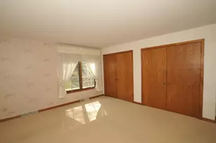 3822 S Oakbrook Dr, Greenfield, WI 53228 - Photo 16