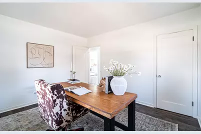 5439 S Egofske Rd, New Berlin, WI 53146 - Photo 26