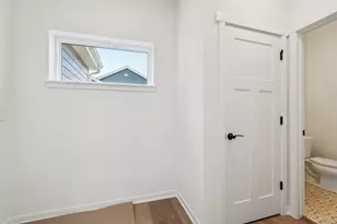 W149N11973 Red Holly Dr, Germantown, WI 53022 - Photo 16