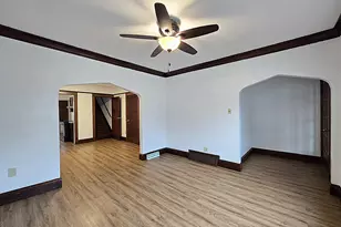 5207 S Lake Dr, Cudahy, WI 53110 - Photo 12