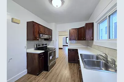 5207 S Lake Dr, Cudahy, WI 53110 - Photo 4