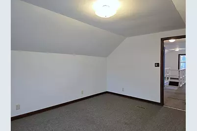 5207 S Lake Dr, Cudahy, WI 53110 - Photo 18