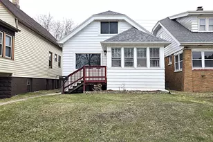5207 S Lake Dr, Cudahy, WI 53110 - Photo 1