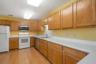 1057 N Sunnyslope Dr, Racine, WI 53406 - Photo 18