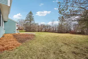 9936 N Concord Dr, Mequon, WI 53097 - Photo 46