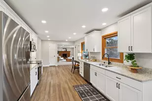 9936 N Concord Dr, Mequon, WI 53097 - Photo 20