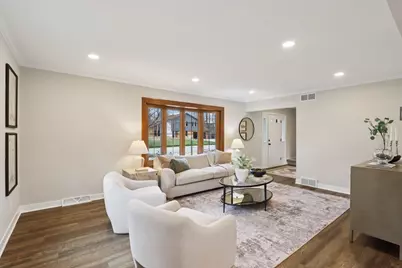 9936 N Concord Dr, Mequon, WI 53097 - Photo 8