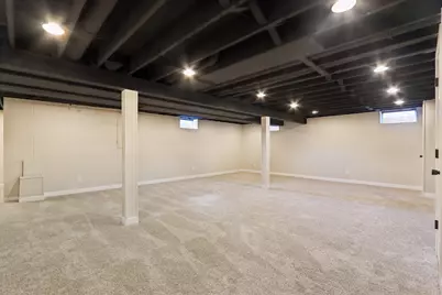 9936 N Concord Dr, Mequon, WI 53097 - Photo 40