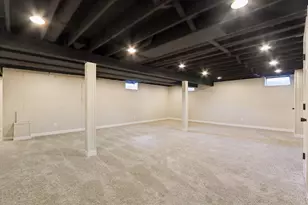 9936 N Concord Dr, Mequon, WI 53097 - Photo 40