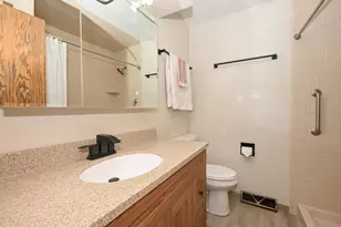 4738 S 26th St, Milwaukee, WI 53221 - Photo 18