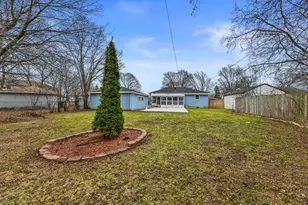 8126 W Glen Ave, Milwaukee, WI 53218 - Photo 30