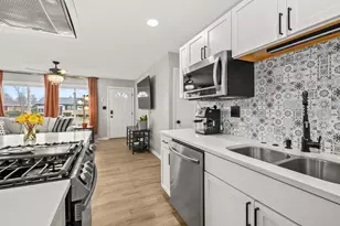 8126 W Glen Ave, Milwaukee, WI 53218 - Photo 12