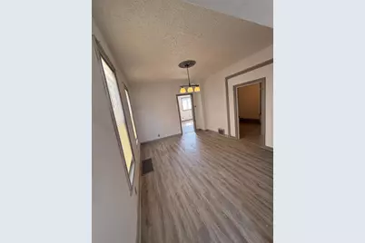 1433 W National Ave, Milwaukee, WI 53204 - Photo 22