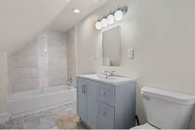 2873 N Dr William Finlayson St, Milwaukee, WI 53212 - Photo 12