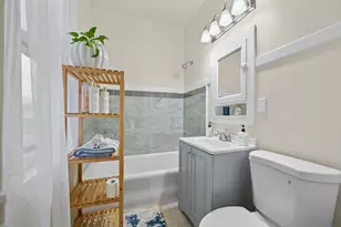 2873 N Dr William Finlayson St, Milwaukee, WI 53212 - Photo 10