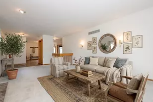 118 Harrogate Dr, Waukesha, WI 53188 - Photo 12