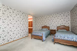 118 Harrogate Dr, Waukesha, WI 53188 - Photo 18