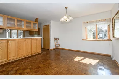 118  Harrogate Dr, Waukesha, WI 53188 - Photo 10