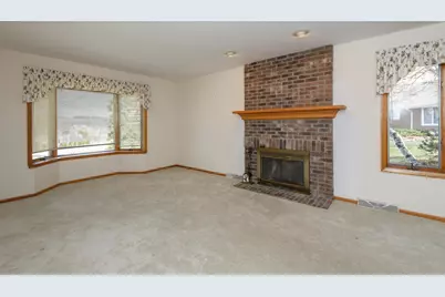 118  Harrogate Dr, Waukesha, WI 53188 - Photo 14