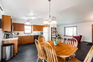 1507 Cherrywood Dr, Waukesha, WI 53188 - Photo 8