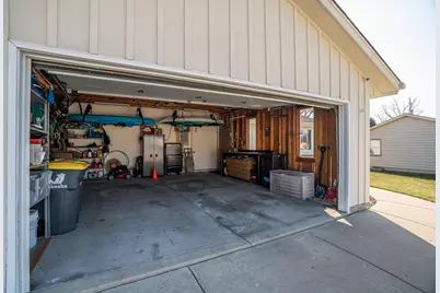 1507  Cherrywood Dr, Waukesha, WI 53188 - Photo 36