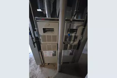 8239 W Oklahoma Ave, Milwaukee, WI 53219 - Photo 12