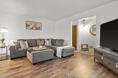 148  Echo Ln, Racine, WI 53406 - Photo 6