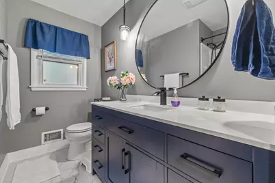 148  Echo Ln, Racine, WI 53406 - Photo 18