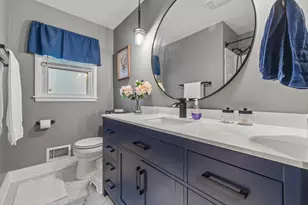 148 Echo Ln, Racine, WI 53406 - Photo 18