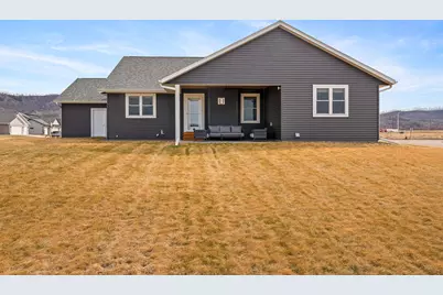 1721  Waxwing Ln, Holmen, WI 54636 - Photo 32