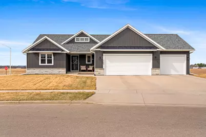 1721  Waxwing Ln, Holmen, WI 54636 - Photo 2