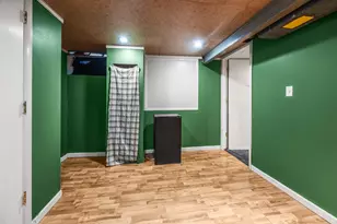 2242 W Carrington Ave, Oak Creek, WI 53154 - Photo 28