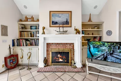 101  Lamplighter Ln, Racine, WI 53402 - Photo 18