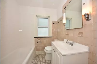 6633 W Lloyd St #35, Wauwatosa, WI 53213 - Photo 12