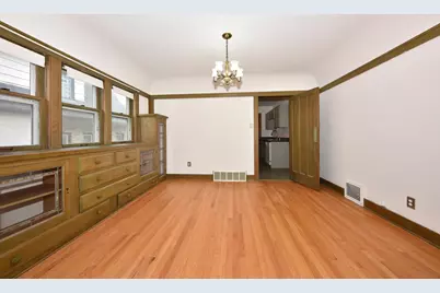 6633 W Lloyd St #35, Wauwatosa, WI 53213 - Photo 6