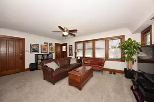 6633 W Lloyd St, Wauwatosa, WI 53213 - Photo 16