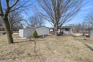 2158 Delafield St, Waukesha, WI 53188 - Photo 24