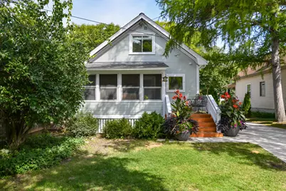 7031  St James St, Wauwatosa, WI 53213 - Photo 48