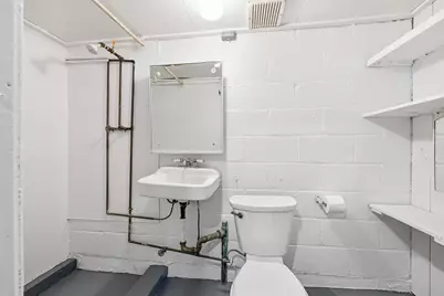 7031  St James St, Wauwatosa, WI 53213 - Photo 36