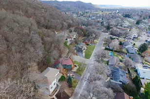 1705 Ohlsun Ct, La Crosse, WI 54601 - Photo 2