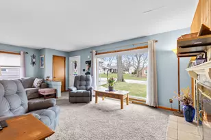 2636 S 50th St, Milwaukee, WI 53219 - Photo 12